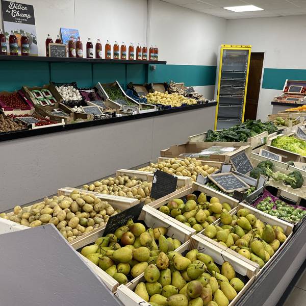 FRUITS & LÉGUMES, UNE AFFAIRE DE FAMILLE DEPUIS PLUS DE 50 ANS, CHEZ ROCHE PRIMEURS